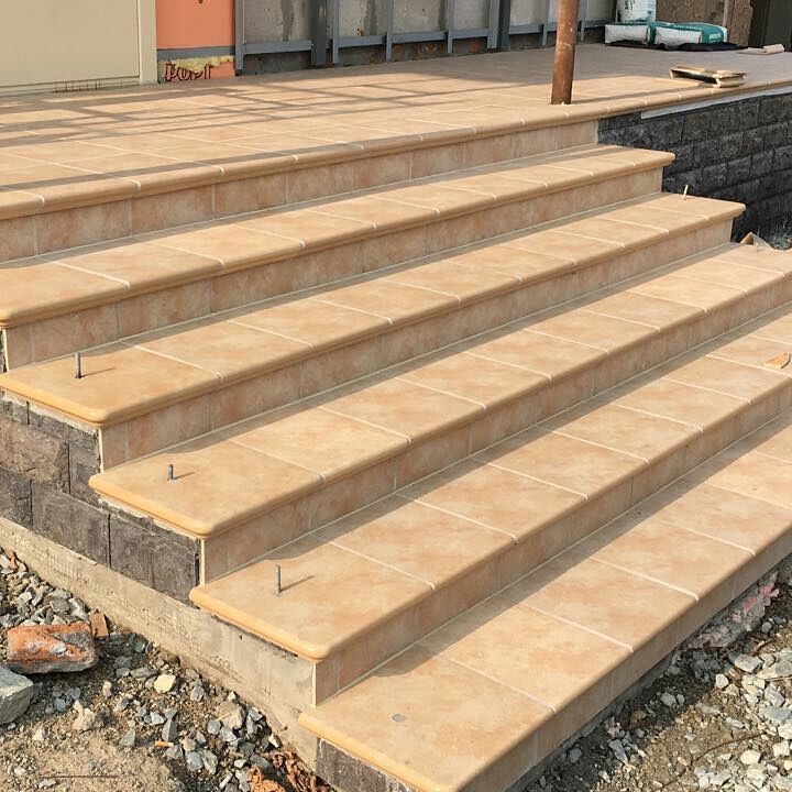 Фронтальная ступень Cavar E 541 facello, Stroeher